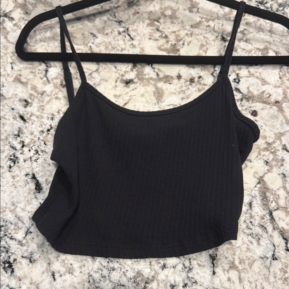 SHEIN Black Sleeveless Fitted Crop Camisole
